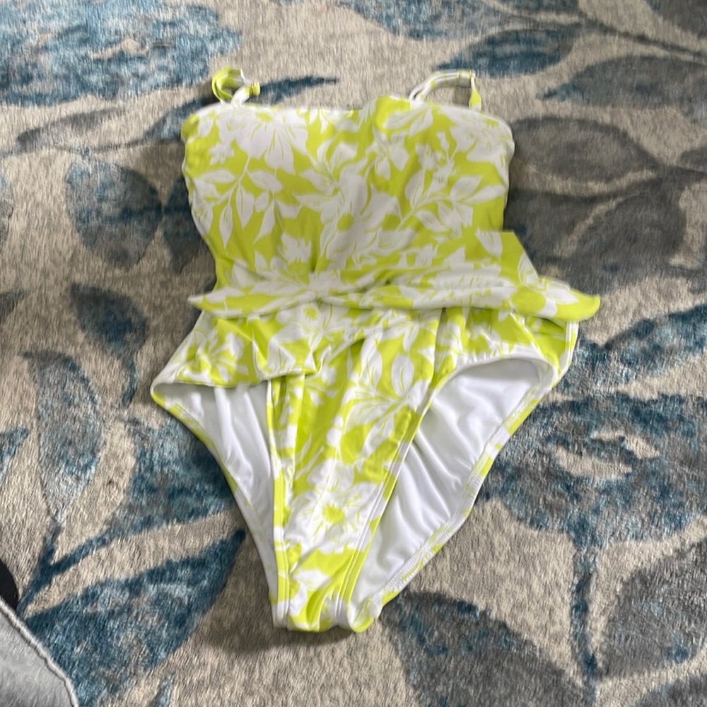 one piece swim suit
